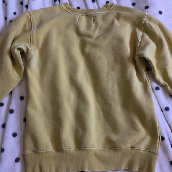 Aritzia - TNA - Yellow Crewneck Sweatshirt - Picture 2 of 4